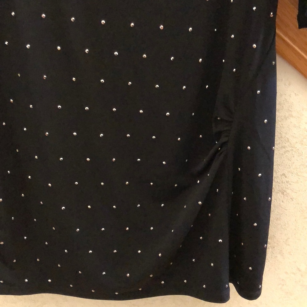 Express Dress - Picture 3 of 4